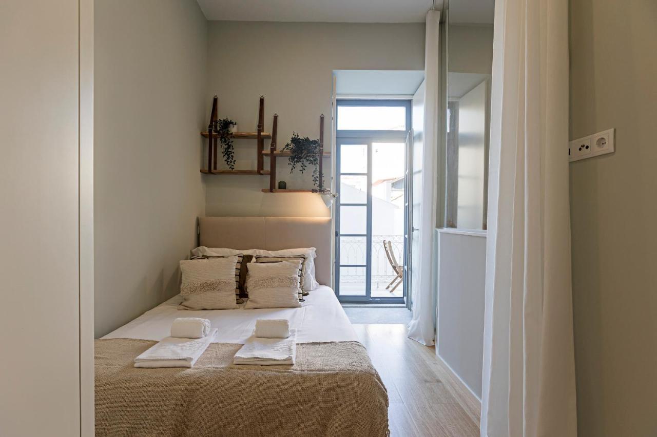 31 Janeiro 157 - Stylish 1Br W/ Ac & Balcony By Lovelystay Порту Экстерьер фото